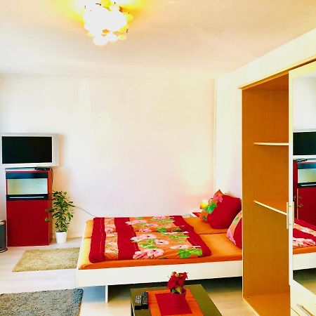 #World Monteurzimmer 슈코이디츠 외부 사진